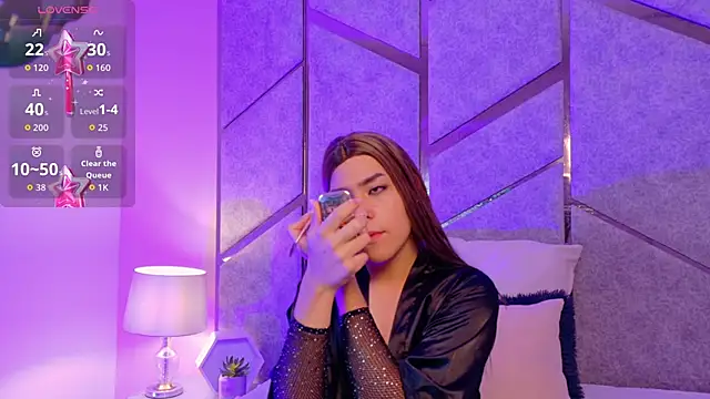 Ashley-Monroe online show from April 15, 11:28 am