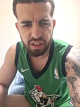 leoxxxgato online show from April 16, 3:07 am