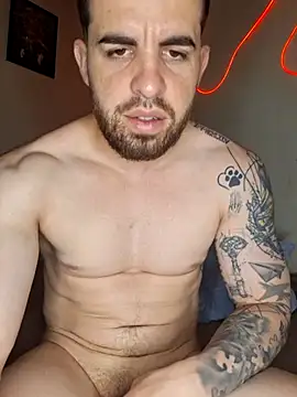 Snapshot of leoxxxgato chatting on June 11, 2:53 am leoxxxgato online show from June 11, 2:53 am