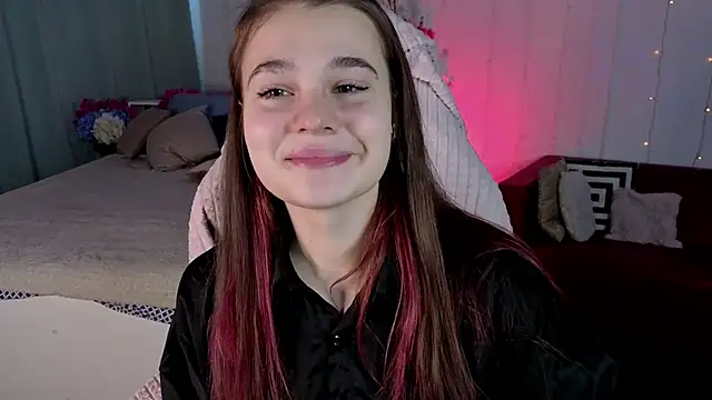 Kacey Love online show from April 8, 1:33 pm