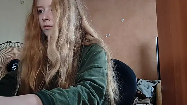 KateVibe 01 online show from July 15, 4:51 am