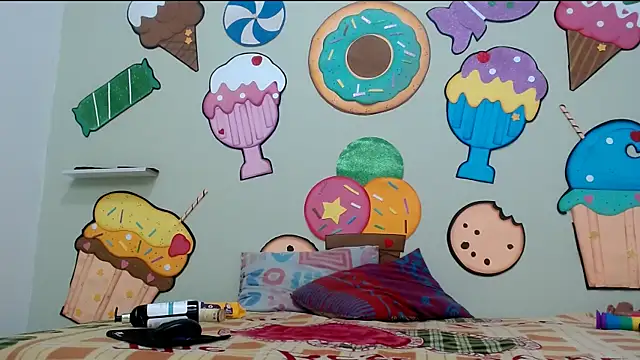 pamelaskiny20 online show from April 10, 1:22 am