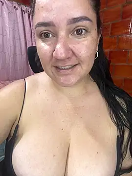 Snapshot of Fresita-12 chatting on July 18, 7:56 am Fresita-12 online show from July 18, 7:56 am