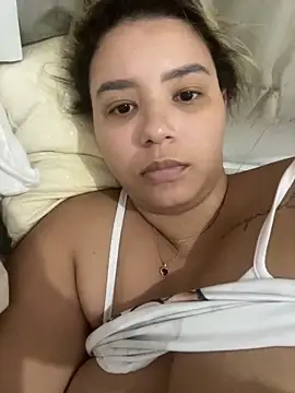 gabyzinha2030 online show from April 15, 1:34 am