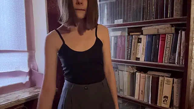 curtl tl online show from April 13, 1:38 pm