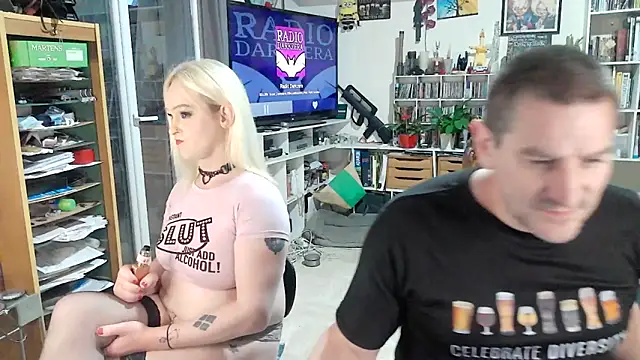 teddythebeer86 online show from May 15, 7:43 pm