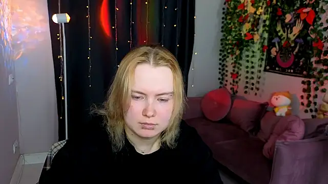 FionaxRider  online show from April 16, 11:07 pm