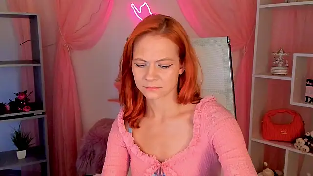 LisaAris online show from July 17, 7:19 pm