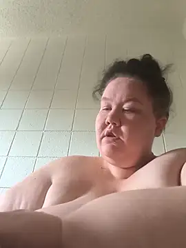 hisalphaqueen27 online show from April 10, 5:06 pm