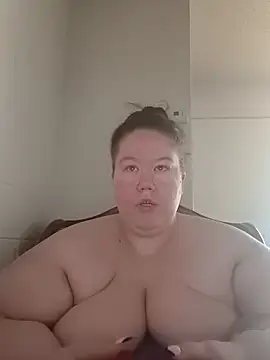 hisalphaqueen27 online show from April 12, 4:45 pm