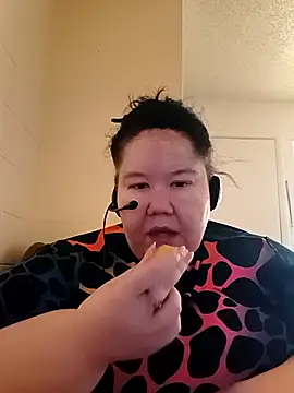 hisalphaqueen27 online show from April 15, 6:26 pm