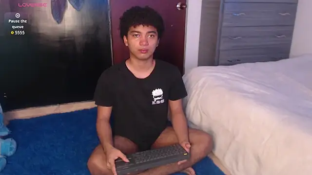 felipecams online show from June 11, 4:49 pm