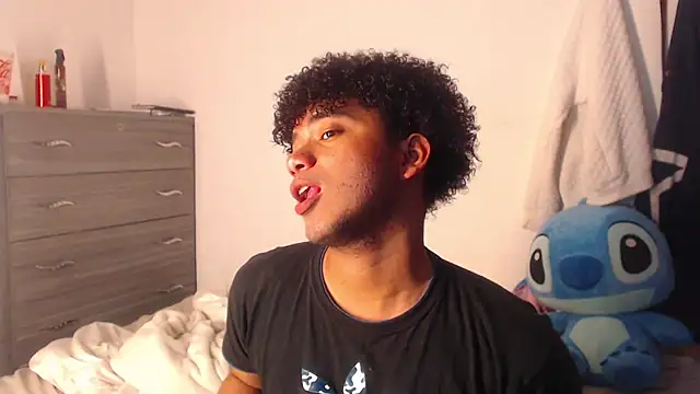 felipecams online show from July 15, 11:32 pm