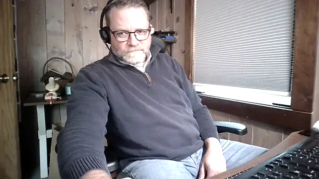 Snapshot of JJ_CONN78 chatting on May 6, 12:21 pm JJ CONN78 online show from May 6, 12:21 pm