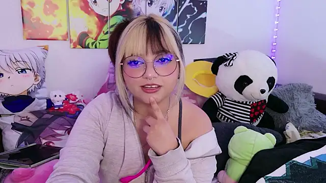Snapshot of ZoeyDoll_ chatting on April 25, 10:51 pm ZoeyDoll online show from April 25, 10:51 pm