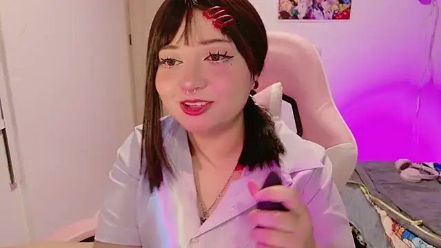 Snapshot of ZoeyDoll_ chatting on July 9, 2:59 am ZoeyDoll online show from July 9, 2:59 am