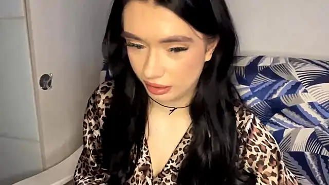 RenataBrought online show from April 11, 3:27 pm