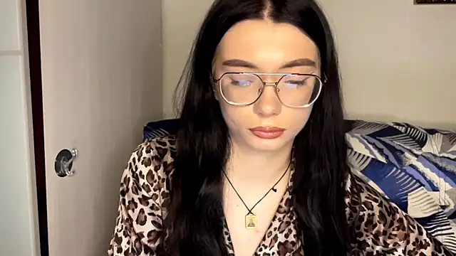 RenataBrought online show from April 13, 4:23 pm