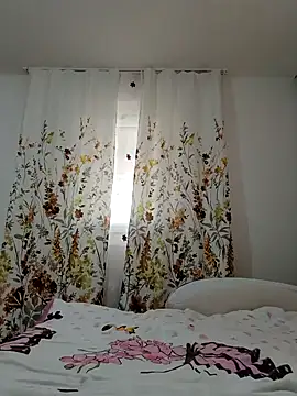 Flavyaaa online show from April 16, 8:15 am