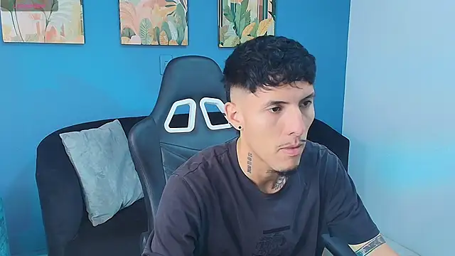 ALEXXXTREM69 online show from April 10, 12:21 pm