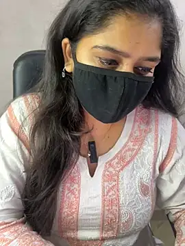 Snapshot of sarasofiaa_ chatting on June 1, 3:47 pm sarasofiaa online show from June 1, 3:47 pm