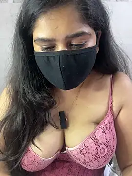 Snapshot of sarasofiaa_ chatting on June 6, 5:39 pm sarasofiaa online show from June 6, 5:39 pm