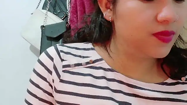 MojaditPussy online show from April 9, 8:36 pm