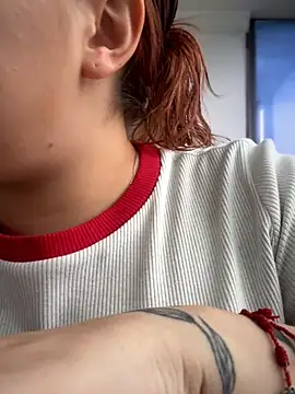 ziara white online show from April 14, 6:58 pm