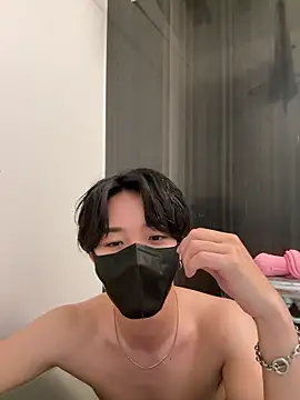 dadamaruu online show from May 16, 1:32 pm