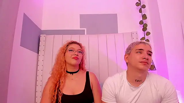 sebas and vanessa online show from April 14, 7:42 pm