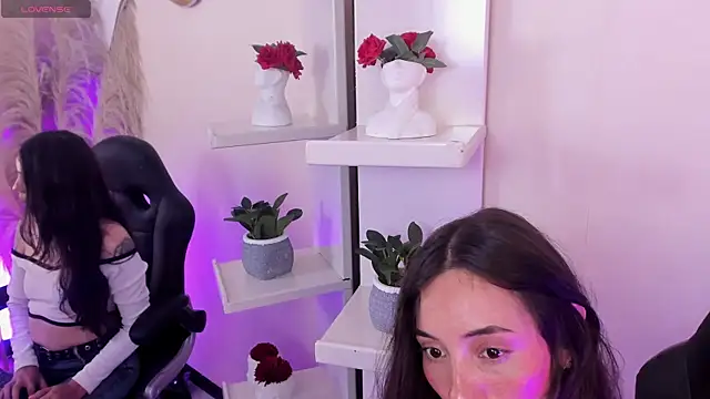 Cata Jonees online show from April 16, 9:39 pm