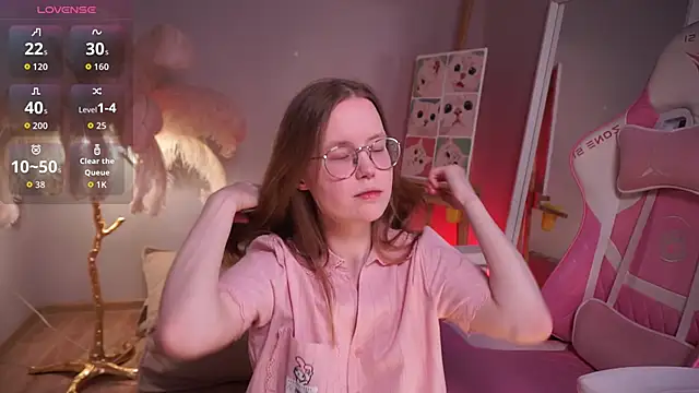 More Sonne online show from April 12, 1:49 pm