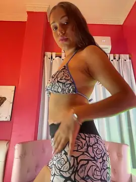 HannaHawke online show from April 13, 1:05 pm