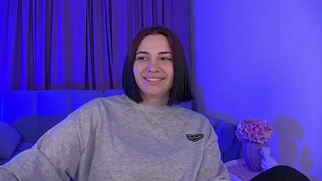 Snapshot of AdrianaToress chatting on June 2, 7:16 pm AdrianaToress online show from June 2, 7:16 pm