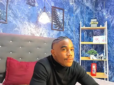 Snapshot of axel_silva4 chatting on June 13, 7:23 pm axel silva4 online show from June 13, 7:23 pm
