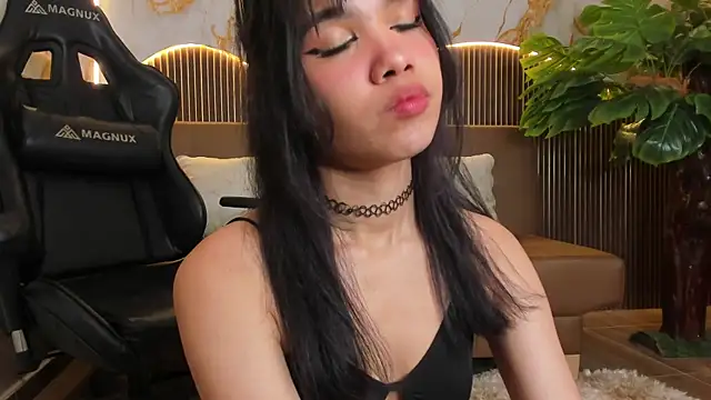 TINIFOX online show from April 17, 7:50 pm