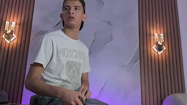 Ethanhot os online show from April 9, 6:02 pm