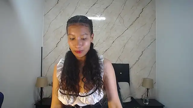 hasley cute online show from April 14, 7:20 pm