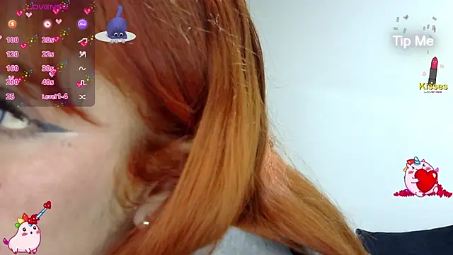 sarahh love online show from April 18, 12:03 am