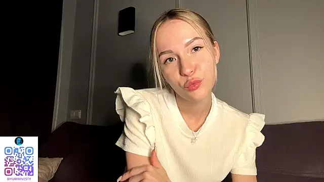 Nestymi online show from April 18, 10:10 pm