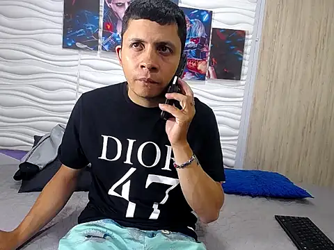 romeojupi online show from April 17, 1:41 am