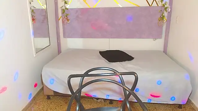 meganlust1 online show from April 17, 10:02 pm