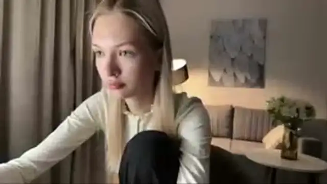 EvelineMolima online show from April 16, 6:09 pm