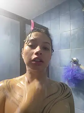 Dreanaa online show from April 11, 7:40 pm