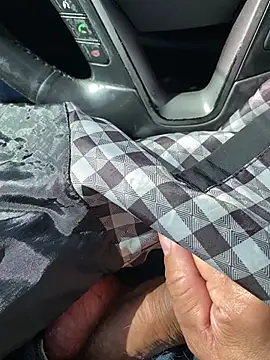 nerofu84 online show from April 9, 7:52 pm