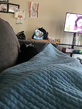 nerofu84 online show from April 17, 1:25 pm