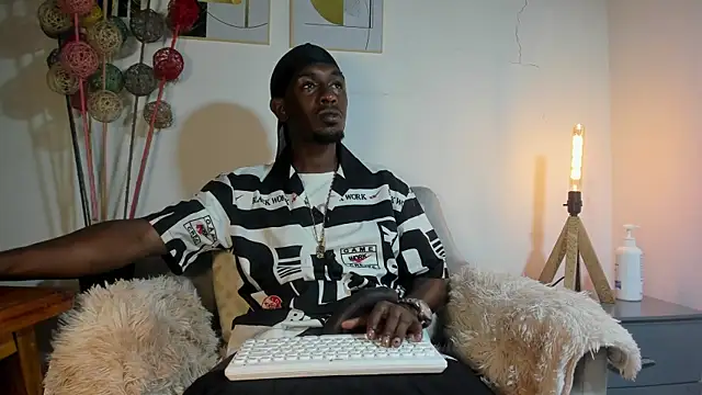 pipe monstercock online show from April 13, 8:14 pm