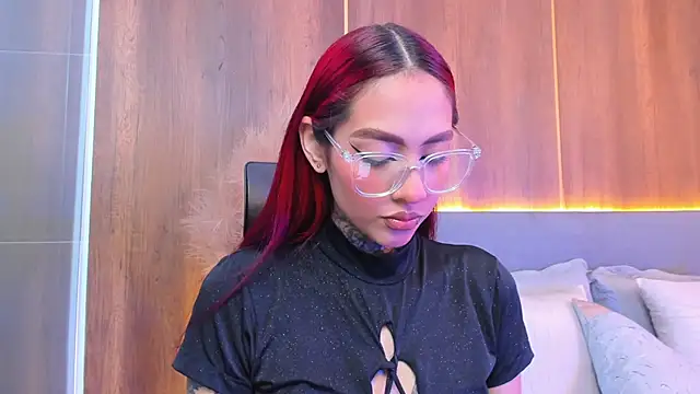  Megan Angel  online show from April 11, 4:00 pm