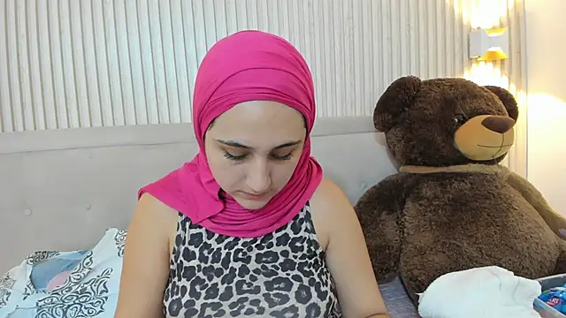 Shadya habibi online show from April 16, 12:39 pm