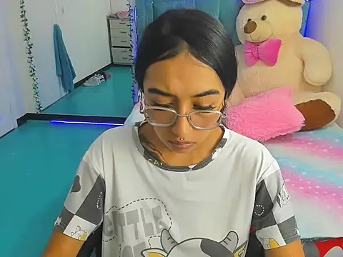 valery taylor 1 online show from April 14, 2:28 am